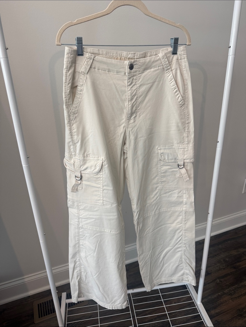 American Eagle Outfitters Women's Wide Leg Cargo Pants - Cream